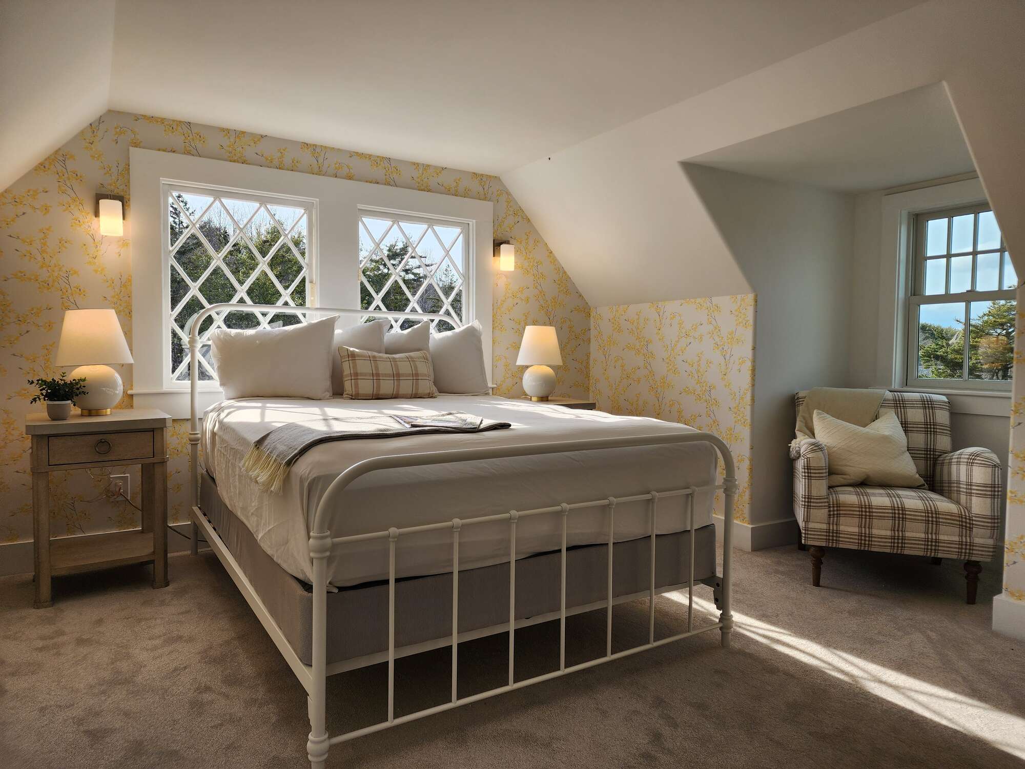 Cleftstone Inn | Bar Harbor Maine Bed and Breakfast