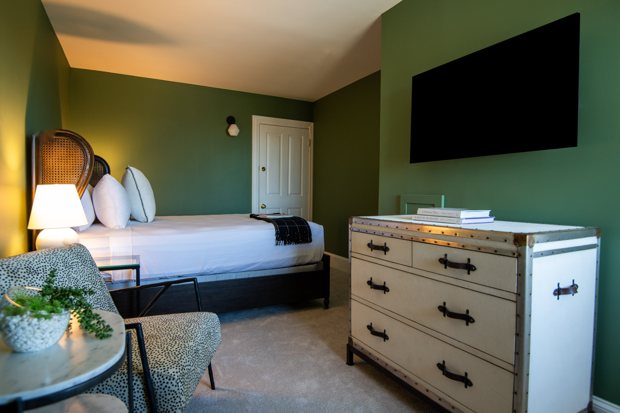 Cleftstone Inn | Bar Harbor Maine Bed and Breakfast